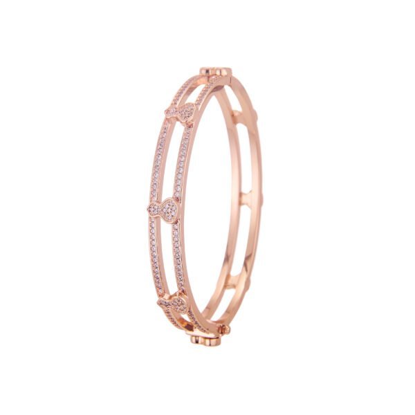 Bracelet en or rose serti de diamants, bijouterie élégante SKY BIJOUX.